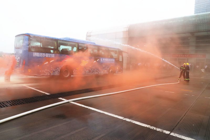 常運集團開展突發(fā)事件、消防應(yīng)急演練